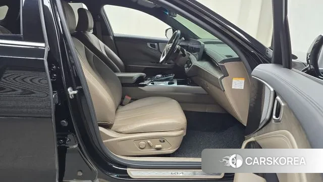 Kia K8 Hybrid 2022 Черный из Кореи, фото 2