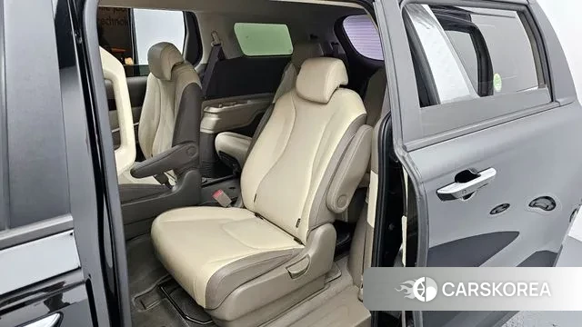 Kia Carnival 4th generation 2022 Черный из Кореи, фото 2