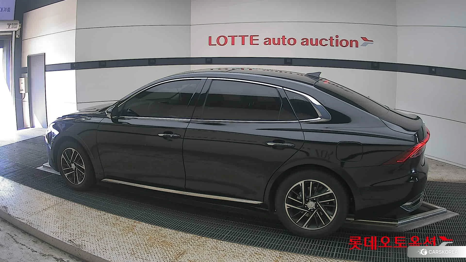 Hyundai Grandeur 2021 Черный из Кореи, фото 2
