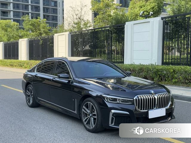 BMW 7 series 2022 Черный из Китая, фото 2
