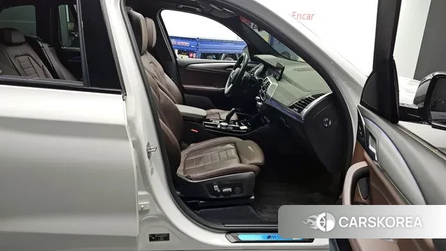 BMW X3 (G01) 2021 Белый из Кореи, фото 2