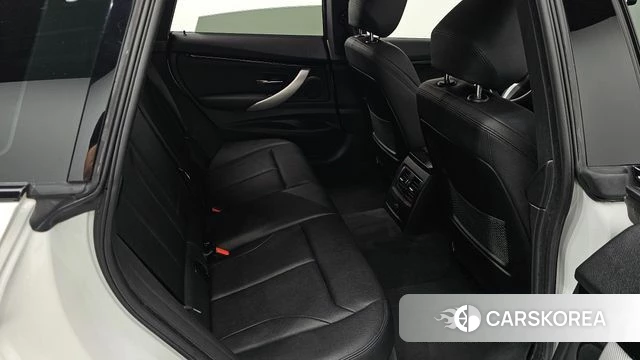 BMW 3 Series GT (F34) 2020 Белый из Кореи, фото 2