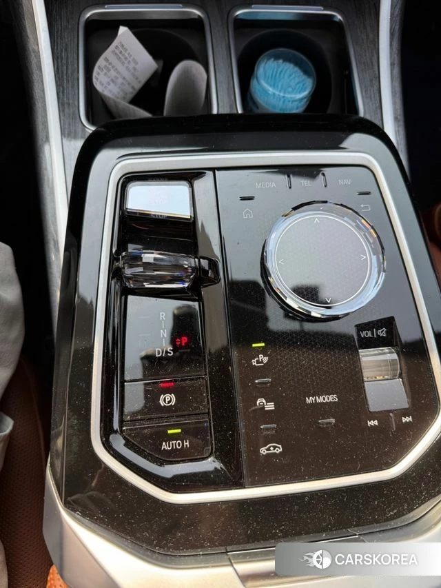 BMW 7 Series (G70) 2024 Черный из Кореи, фото 2