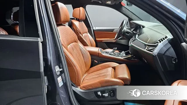 BMW X7 (G07) 2020 Серый из Кореи, фото 2