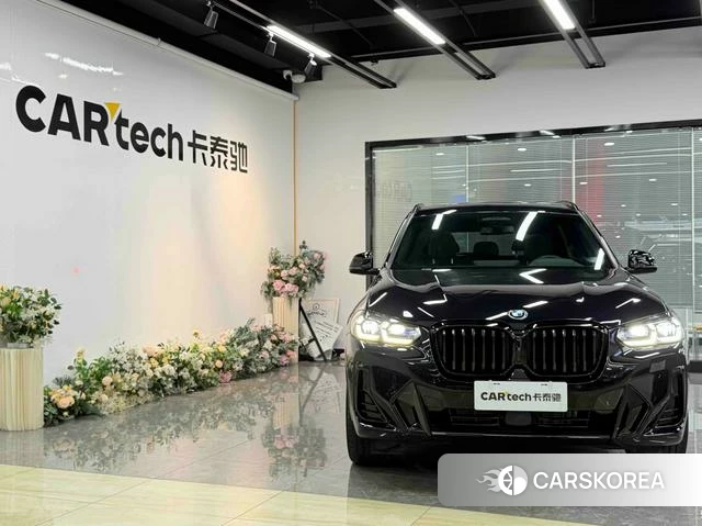 BMW X3 2022 Черный из Китая, фото 2