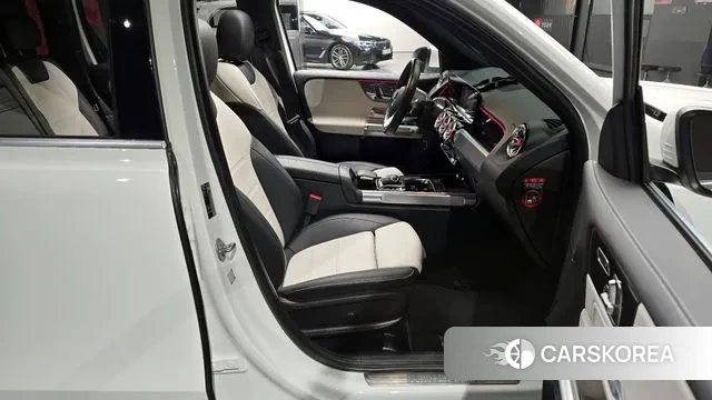 Mercedes-Benz GLB-Class X247 2020 Белый из Кореи, фото 2