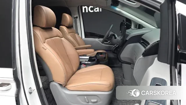 Hyundai Staria 2021 Белый из Кореи, фото 2
