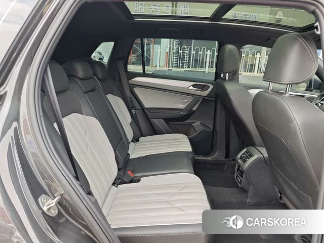 Volkswagen Tanyue 2023 Темно-серый из Китая, фото 2