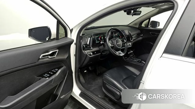 Kia Sportage 5th Generation 2022 Белый из Кореи, фото 2