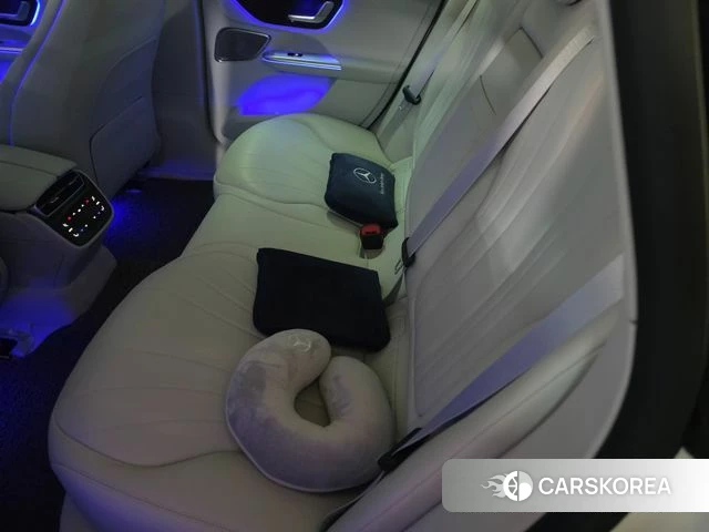 Mercedes-Benz EQE V295 2023 Белый из Кореи, фото 2