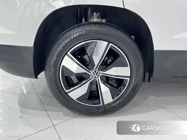 Volkswagen Tuyue 2022 Белый из Китая, фото 2
