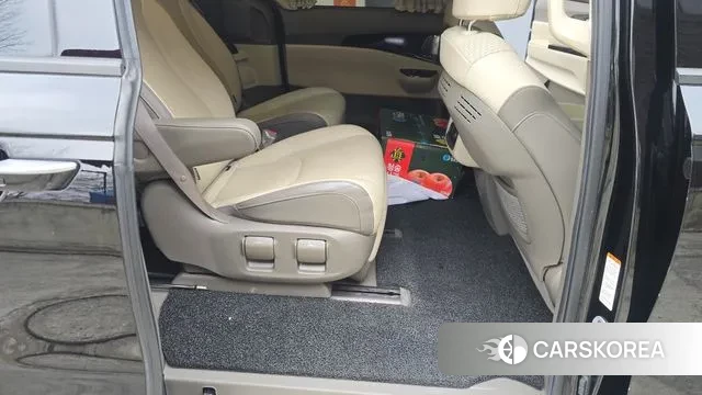 Kia Carnival 4th generation 2021 Черный из Кореи, фото 2