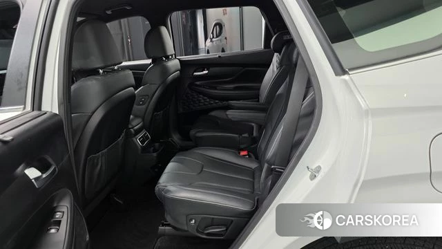 Hyundai The New Santa Fe 2023 Белый из Кореи, фото 2