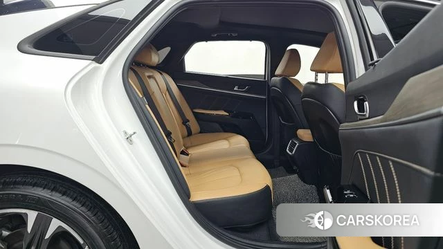 Kia K5 3rd generation 2021 Белый из Кореи, фото 2