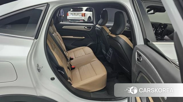 Renault Korea (Samsung) Arcana 2025 Серебряный из Кореи, фото 2