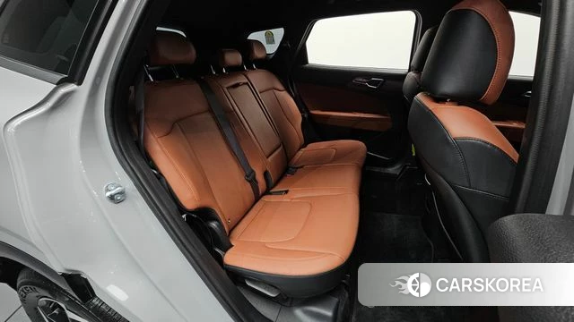Kia The New Sportage 5th Generation 2024 Серебристо-серый из Кореи, фото 2