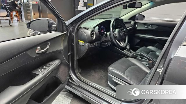 Kia Come New K3 2021 Серый из Кореи, фото 2