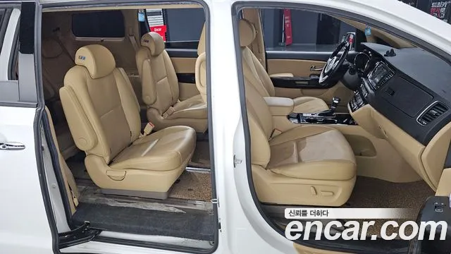 Kia The New Carnival 2019 Белый из Кореи, фото 2