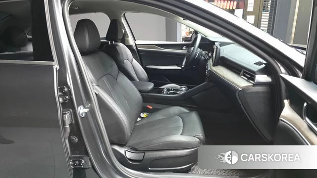 Kia K5 3rd generation 2022 Серый из Кореи, фото 2