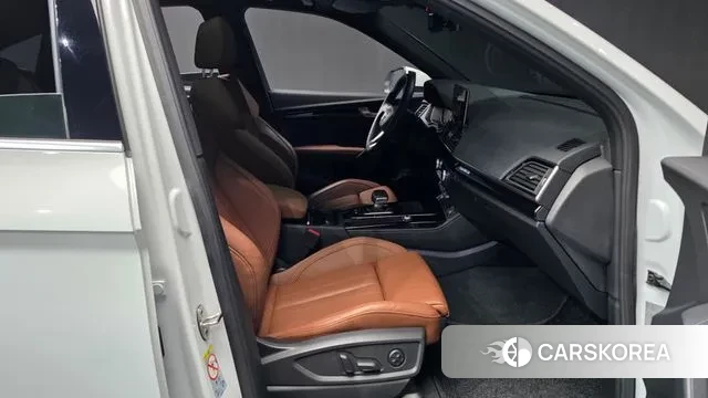 Audi Q5 (FY) 2022 Белый из Кореи, фото 2