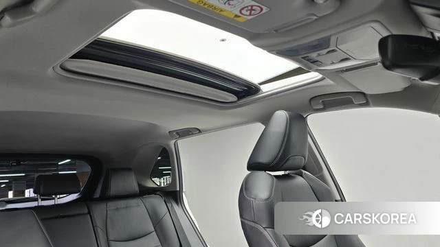 Toyota RAV4 5th Generation 2022 Белый из Кореи, фото 2