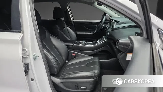 Hyundai The New Santa Fe 2022 Белый из Кореи, фото 2