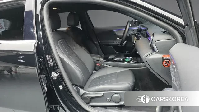 Mercedes-Benz A-Class W177 2022 Черный из Кореи, фото 2