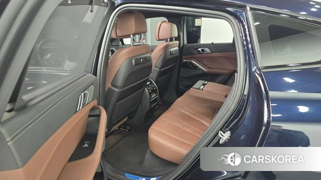 BMW X6 (G06) 2024 Черный из Кореи, фото 2