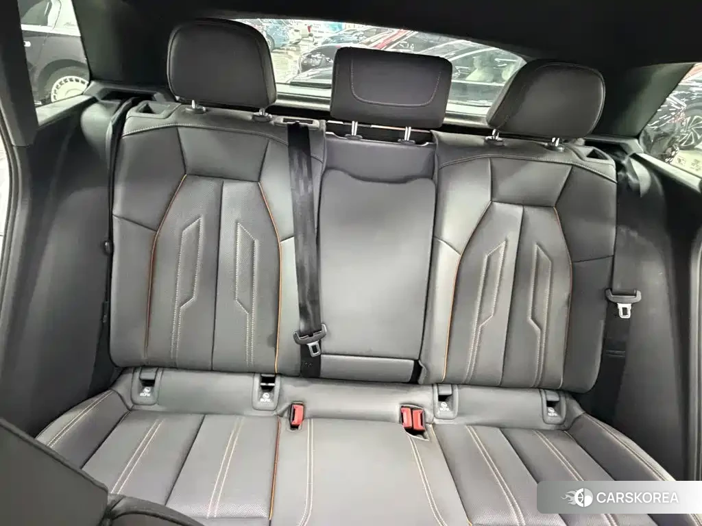 Audi Q4 e-tron 2024 Белый из Китая, фото 2