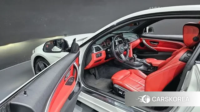 BMW 4 Series (F32) 2018 Белый из Кореи, фото 2