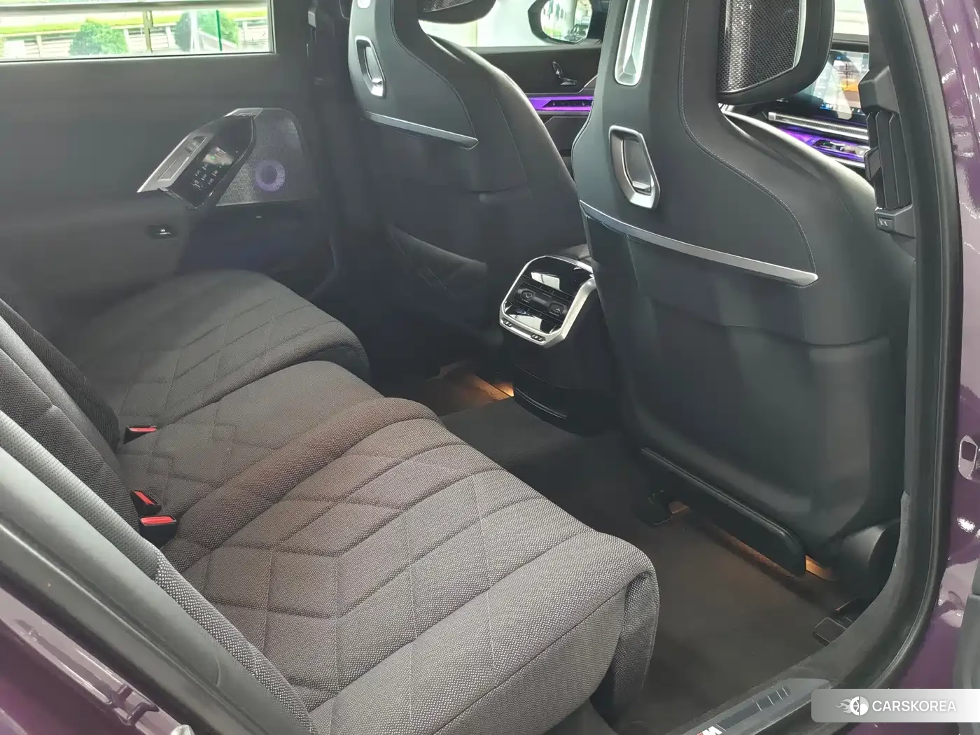 BMW M760Le 2023 Red/purple из Китая, фото 2