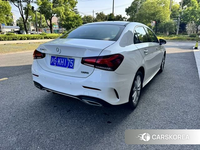 Mercedes-Benz Class A 2021 Белый из Китая, фото 2