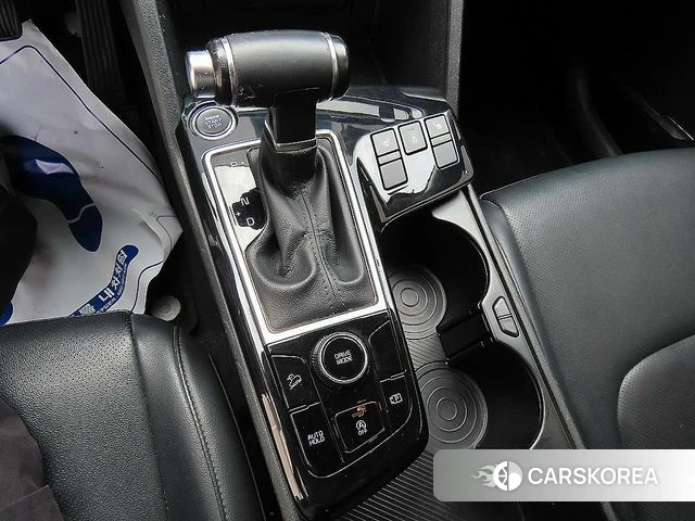 Kia Sportage 5th Generation 2021 Белый из Кореи, фото 2