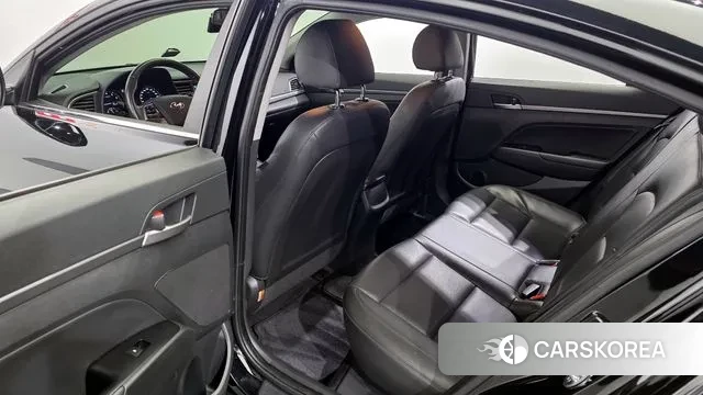 Hyundai Avante AD 2018 Черный из Кореи, фото 2