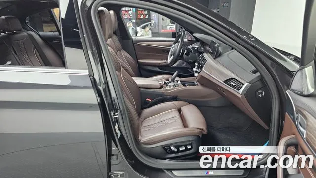 BMW 5 Series (G30) 2020 Серый из Кореи, фото 2