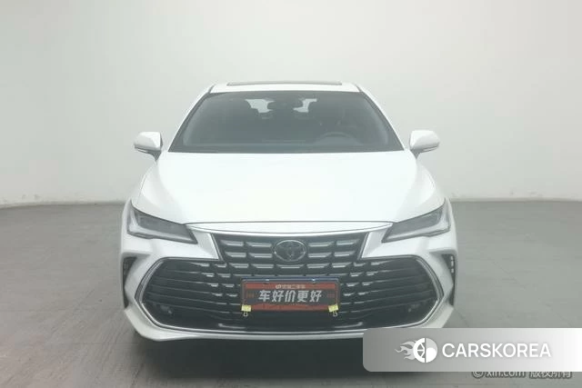 Toyota Asian dragon 2023 Белый из Китая, фото 2
