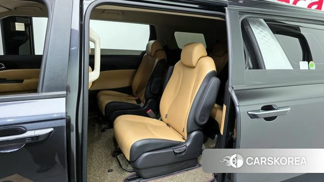 Kia Carnival 4th generation 2022 Серый из Кореи, фото 2