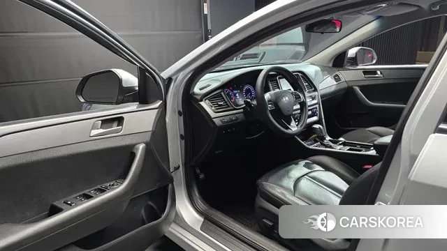 Hyundai Sonata New Rise 2018 Серебристо-серый из Кореи, фото 2