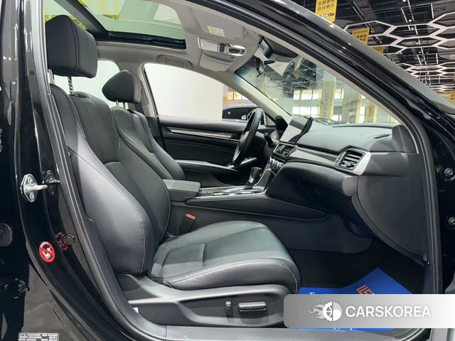 Honda Accord 2022 Черный из Китая, фото 2