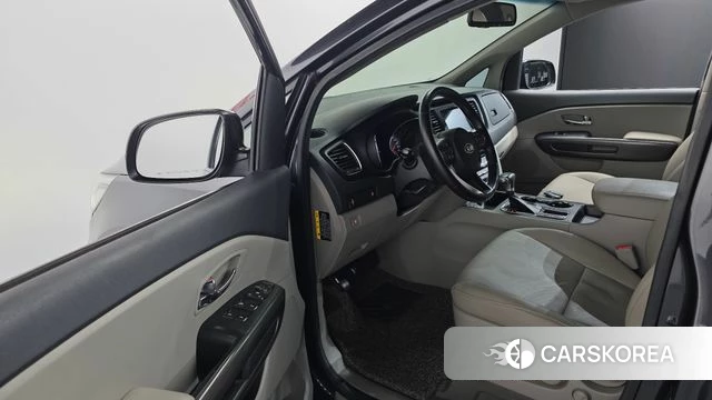 Kia The New Carnival 2019 Серый из Кореи, фото 2