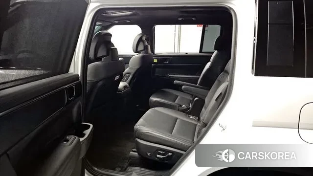 Hyundai Santa Fe (MX5) 2023 Белый из Кореи, фото 2