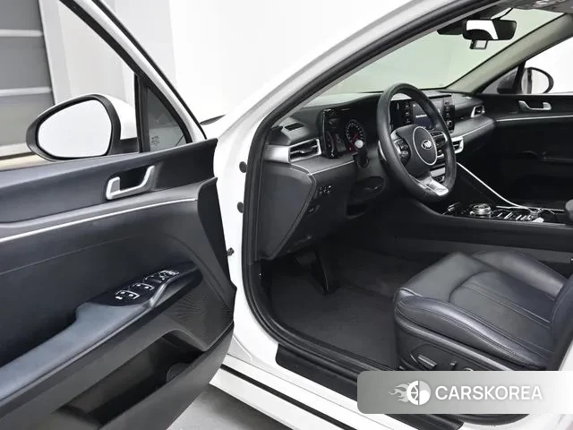 Kia K5 3rd generation 2021 Белый из Кореи, фото 2