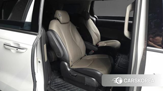 Kia The New Carnival 4th Generation 2024 Белый из Кореи, фото 2