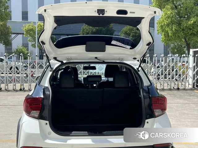 Toyota YARIS L Zhixuan 2021 Белый из Китая, фото 2
