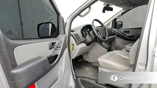 Hyundai The New Grand Starex 2018 Серебряный из Кореи, фото 2