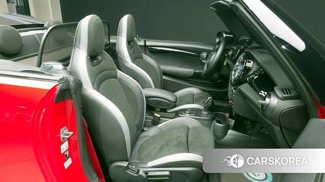 Mini Cooper S Convertible 2024 Красный из Кореи, фото 2