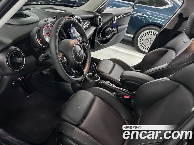 Mini Cooper 2020 Черный из Кореи, фото 2