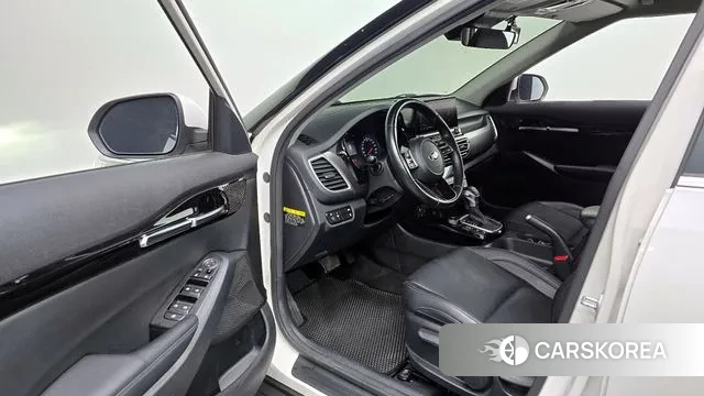 Kia Seltos 2019 Белый из Кореи, фото 2