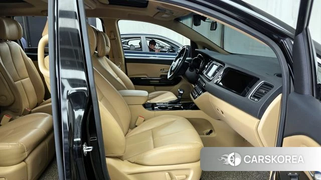 Kia The New Carnival 2018 Черный из Кореи, фото 2