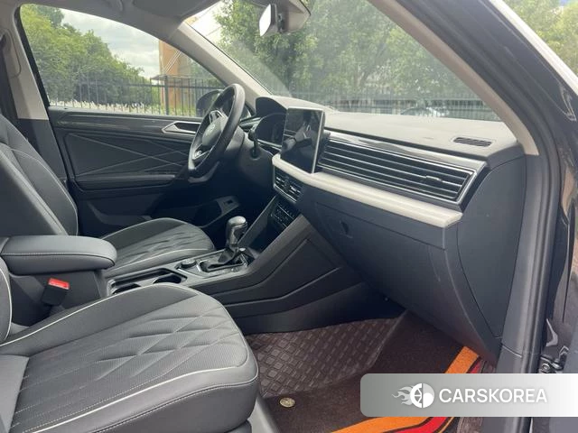 Volkswagen Tiguan L 2023 Черный из Китая, фото 2